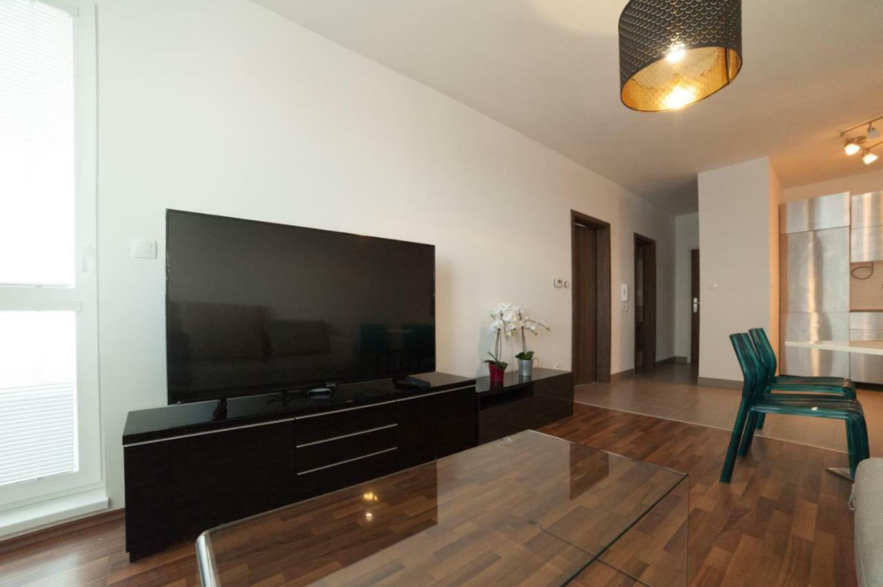 After Eight Apartment Bratislava Exterior photo
